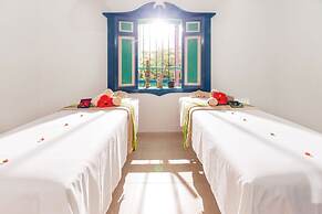 Decameron Las Heliconias