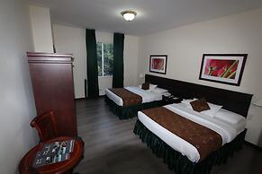 Hotel San Fernando Real