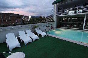 Hotel San Fernando Real