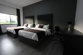 Hotel San Fernando Real