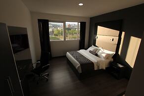 Hotel San Fernando Real