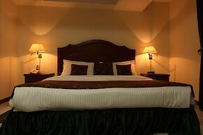 Hotel San Fernando Real