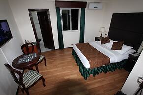 Hotel San Fernando Real