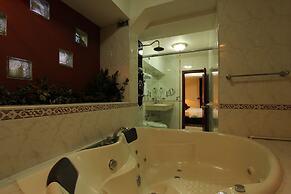 Hotel San Fernando Real