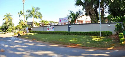 Lapologa Bed and Breakfast