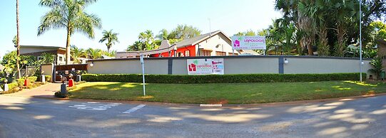 Lapologa Bed and Breakfast