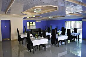 Lapologa Bed and Breakfast