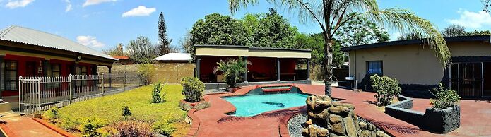 Lapologa Bed and Breakfast