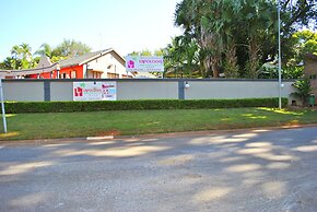 Lapologa Bed and Breakfast