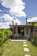 A Hilltop Country Retreat