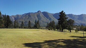 A Hilltop Country Retreat