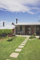 A Hilltop Country Retreat