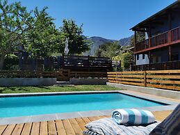 A Hilltop Country Retreat