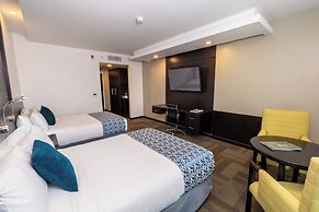 Wyndham Quito Airport