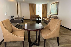Wyndham Quito Airport