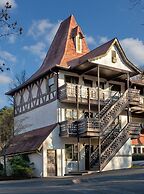 Helendorf River Inn, Suites & Conference Center