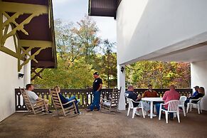 Helendorf River Inn, Suites & Conference Center