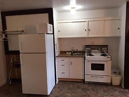 Carleton Motel & Coffee Shop