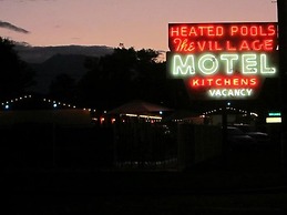 Bishop Village Motel