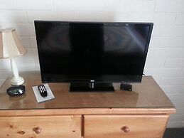 Bishop Village Motel