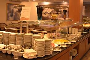 Hotel Golden Park Internacional Foz & Convenções By Nacional Inn