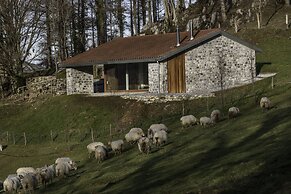 Cabañas Deluxe Basajaun Basoa by IrriSarri Land