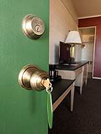 Grand Canyon Caverns Inn