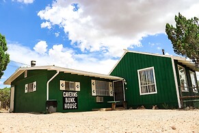Grand Canyon Caverns Inn