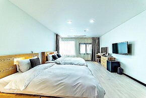Nine Boutique Hotel