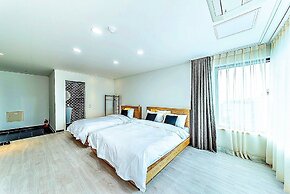 Nine Boutique Hotel