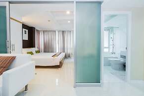 Silom convent garden