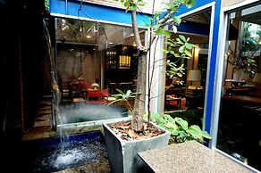 Silom convent garden