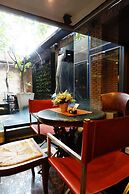 Silom convent garden