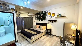 Beach Gallery House