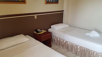 Dumaguete Royal Suite Inn