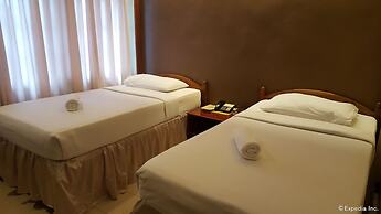 Dumaguete Royal Suite Inn