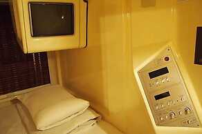 Rex Inn Kawasaki - Caters to Men