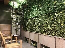 Rex Inn Kawasaki - Caters to Men