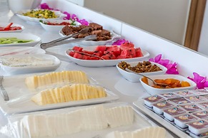 Defne Hotel