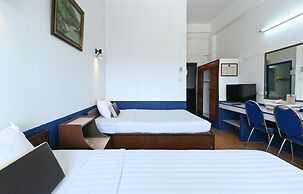 The Krungkasem Srikrung Hotel