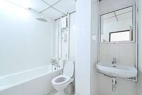 The Krungkasem Srikrung Hotel