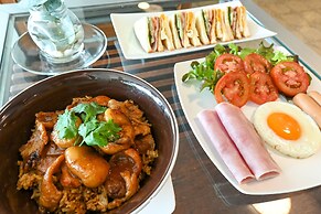 The Krungkasem Srikrung Hotel