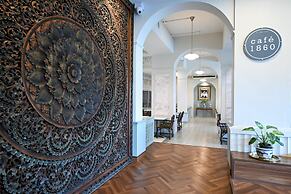 The Krungkasem Srikrung Hotel