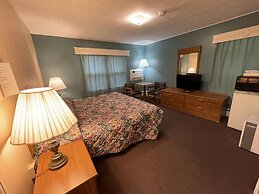 Colonial Inn & Creamery