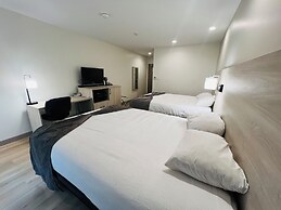 Pinewood Motor Inn