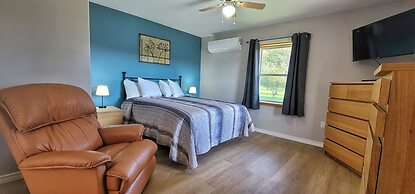 MacIver's Motel & Campground