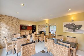 Wayak Hotel & Suites