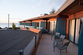 Qualicum Beach Inn