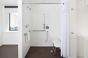 Hampton Inn & Suites Dallas Downtown