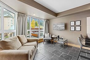 Le Chamois by Whistler Premier